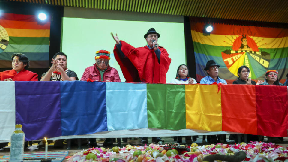 Les indigènes équatoriens demandent la destitution de Lasso