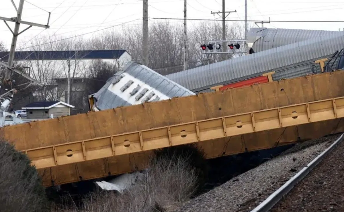 U.S. authorities say new Ohio train derailment poses no public risk