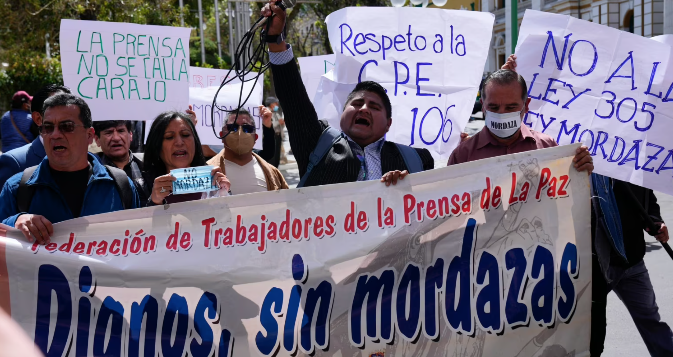 Les journalistes manifestent en Bolivie contre le projet de loi sur les médias