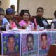 Presidente de México promete revelar información relevante a los padres de los 43 normalistas de Ayotzinapa