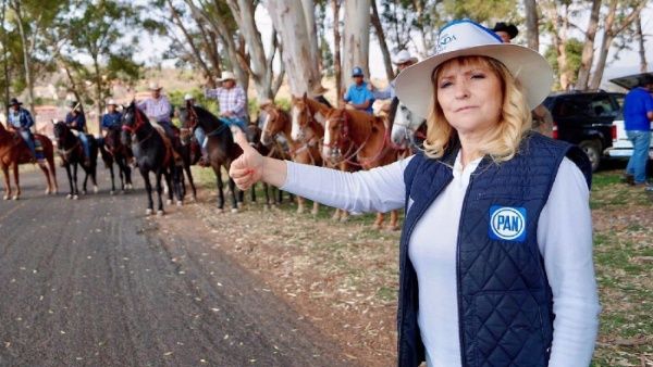 Un groupe armé enlève la mairesse de la municipalité mexicaine de Cotija